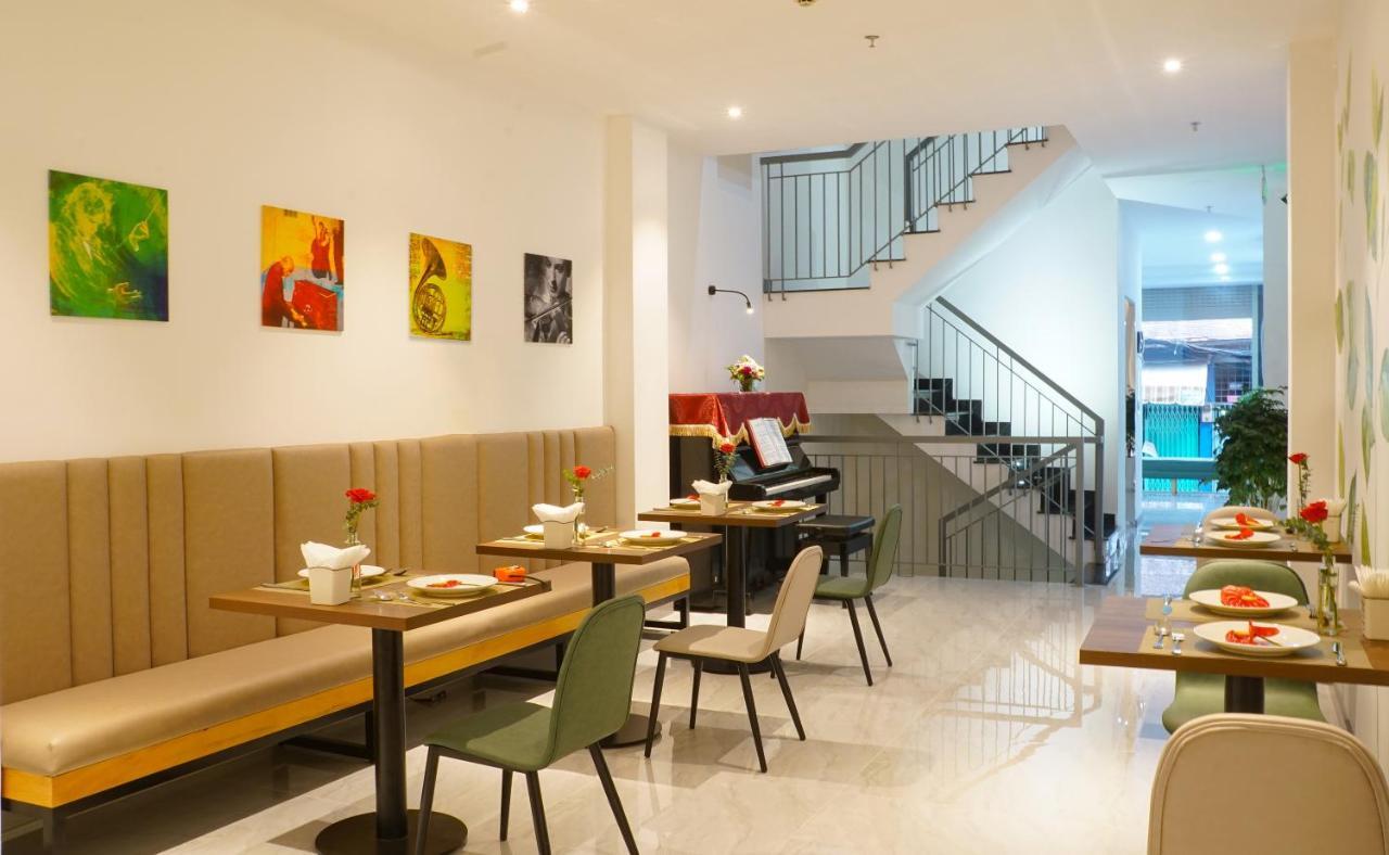 Piano Hotel Cidade de Ho Chi Minh Exterior foto